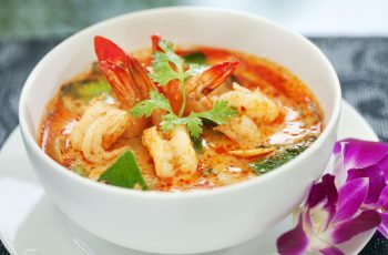 Tom Yam Kung - La soupe épicée de crevettes